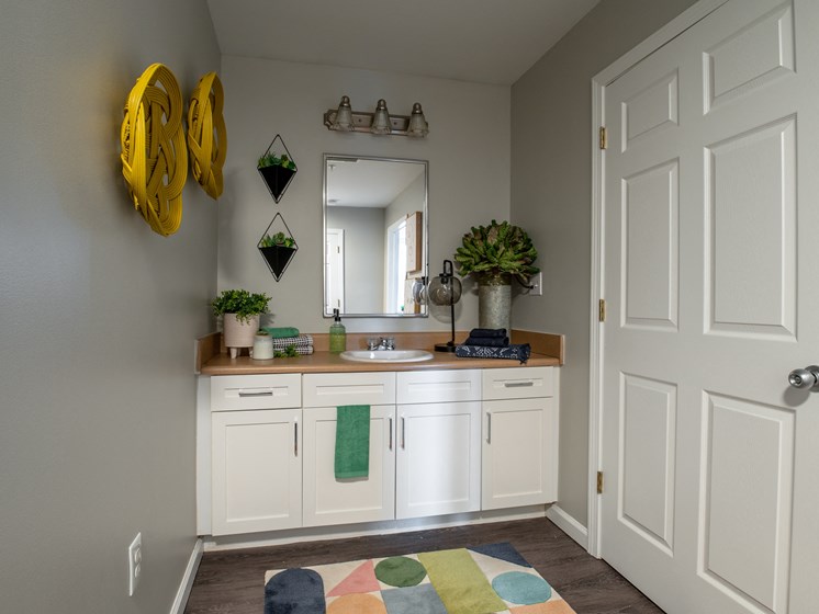 model unit bathroom 2